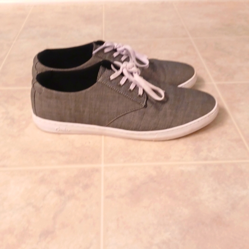 Cuater light gray casual shoes